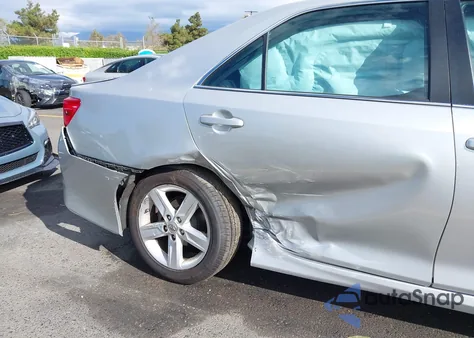 2014 Toyota Camry L/Se/Le/Xle from USA, damaged, VIN 4T1BF1FK9EU421698